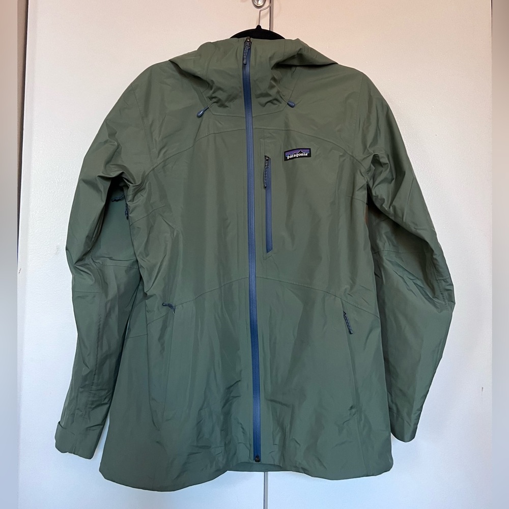 Patagonia Women’s Powder Town Jacket, Size S, Hemlock Green Waterproof Ski Shell